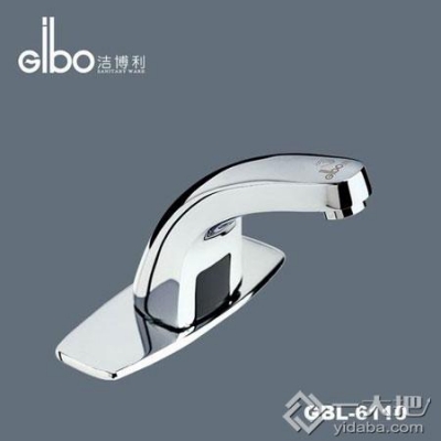 走近今冬五金熱銷品 小資女人最愛感應龍頭